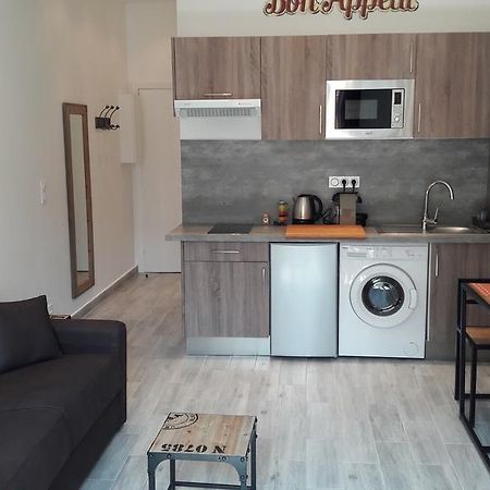 Studio Williams Apartment Nisa Exterior foto