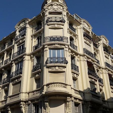 Studio Williams Apartment Nisa Exterior foto